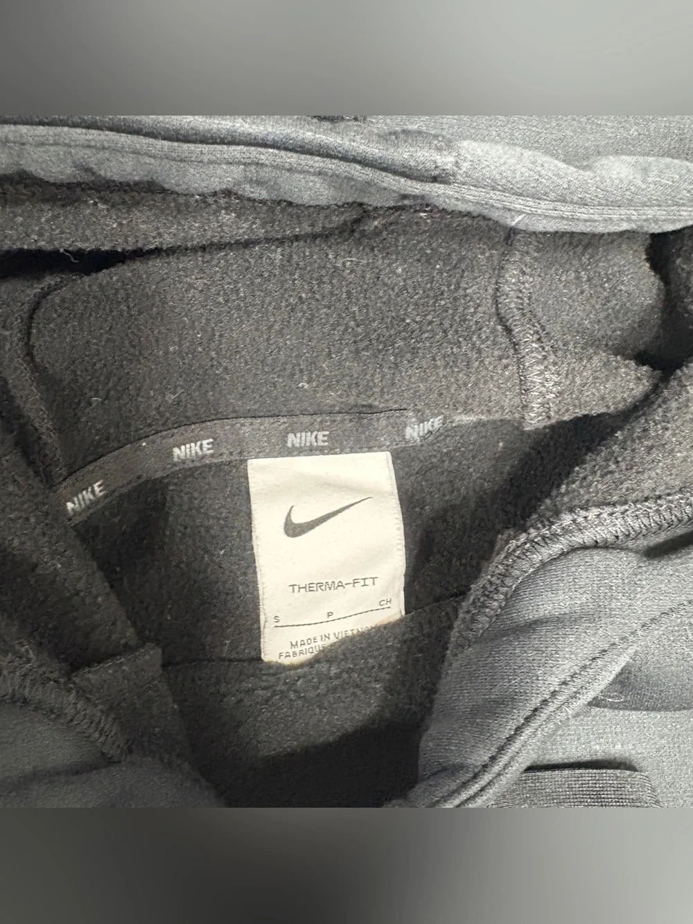 Nike Therma Fit Black Pullover Hoodie Sweatshirt Men’s Small